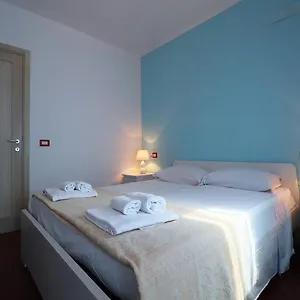 https://murphy-rooms.in-sardinia.net
